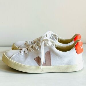 Veja Campo Canvas white /fluro Pierre
